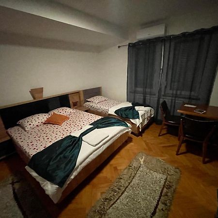 Madigan'S Hotel Kosovo Polje 外观 照片