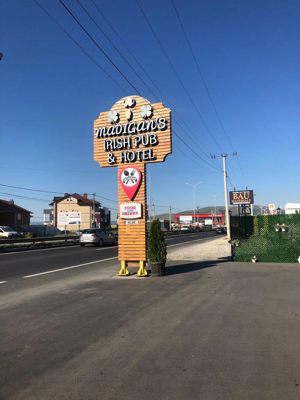 Madigan'S Hotel Kosovo Polje 外观 照片